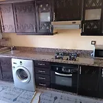 Un Moderne Chic Appartement Vue Sur Piscine
