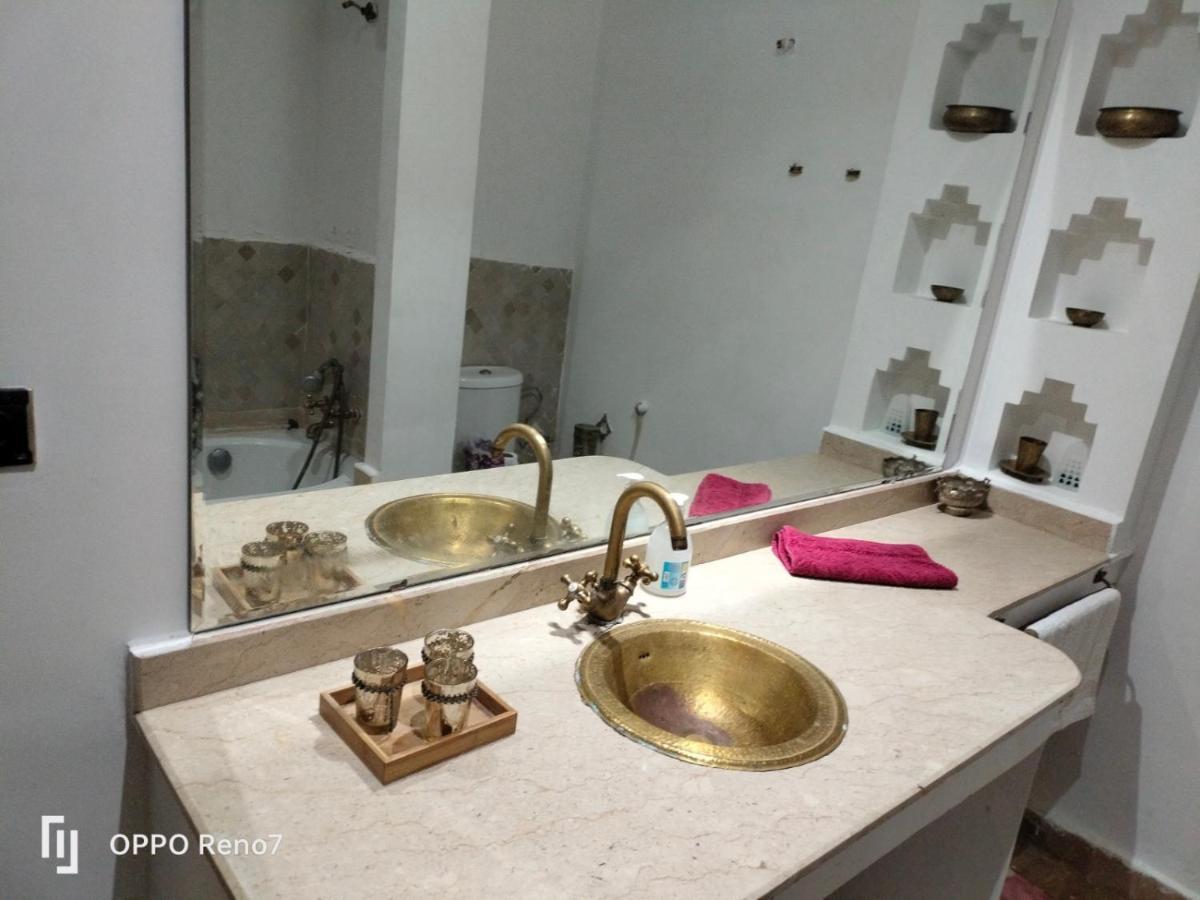 Un Moderne Chic Vue Sur Piscine Appartement *