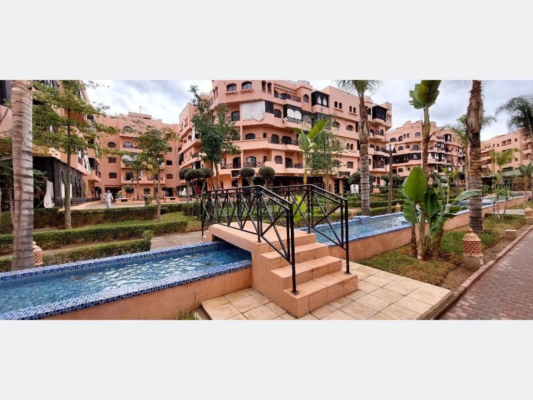 Appartement Un Moderne Chic Vue Sur Piscine
